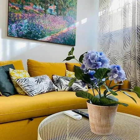 Bazan Apartamento En El Centro De Apartment